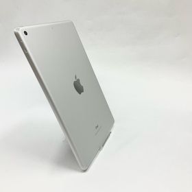 アップル(Apple)の【全額返金保証】【最速発送】Apple iPad 第5世代 128GB シルバー Wi-Fi 動作確認済(タブレット)