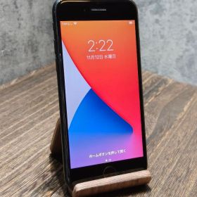 美品 iphone 7 32GB SIMフリー スマホ