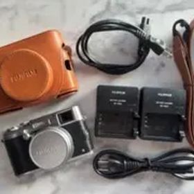 ⭐️【美品】FUJIFILM X100S デジタルカメラ⭐️