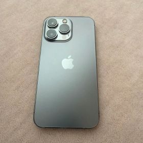 Apple iPhone 13 Pro 本体