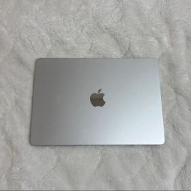 【美品】MacBook Air M2 13.6インチ 8GB 256GB