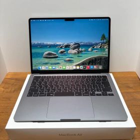 美品❗️MacBook Air 2022 M2チップ スペースグレイ