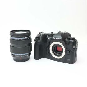 【中古】 《美品》 OM SYSTEM OM-1 12-40mm F2.8 PRO IIキット 【メイン基板部品交換/各部点検済】 [ デジタルカメラ ]