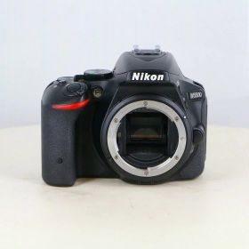 【中古】 (ニコン) Nikon D5500 ボディ ブラック【中古カメラ デジタル一眼】 ランク：B