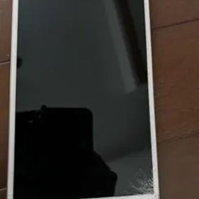 dtab d-02K シルバー ひび割れあり