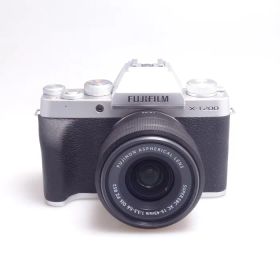 【中古】(フジフイルム) FUJIFILM X-T200 XC15-45/3.5-5.6レンズキット シルバー