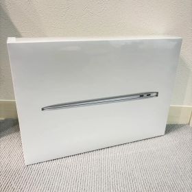 【新品/未使用】Apple MacBook Air 8GB 256GBシルバー