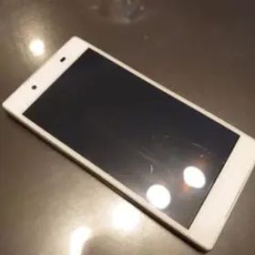 Xperia Z5 White 32 GB au