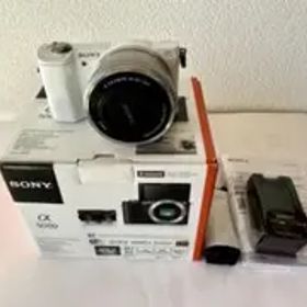 Sony ソニー α5000 パワーズームレンズキット ILCE-5000L