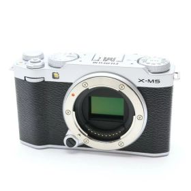 【中古】 《良品》 FUJIFILM X-M5 ボディ シルバー [ デジタルカメラ ]