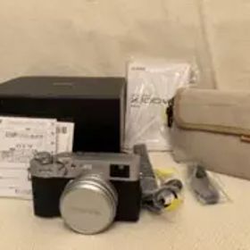 Fujifilm X100Vシルバー