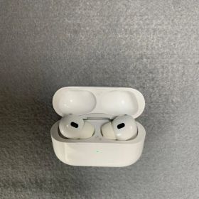 中古 AirPods Pro 第2世代 Lightning充電口