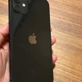 Apple iPhone 11 ブラック 本体