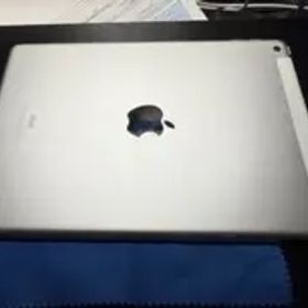 Apple iPad（第5世代）モデル