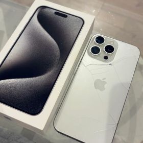Apple iPhone 15 Pro Max ホワイト 箱つき ⚠️訳あり