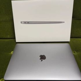 MacBook Air 13インチ 2018モデル 250GB シルバー