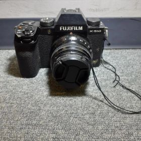FUJIFILM X-S10