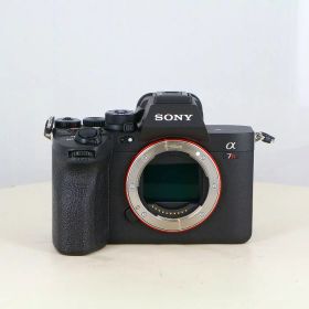 【中古】 (ソニー) SONY α7RV （ILCE-7RM5） ボデイ【中古カメラ デジタル一眼】 ランク：AB