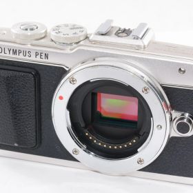 【中古】【外観並級】OLYMPUS PEN E-PL7 ボディ シルバー ミラーレス一眼 PEN E-PL7 BODY SLV