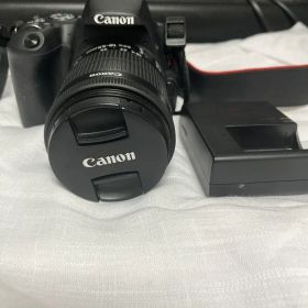 Canon EOS Kiss X9 一眼レフ カメラ 充電器＆レンズ付き