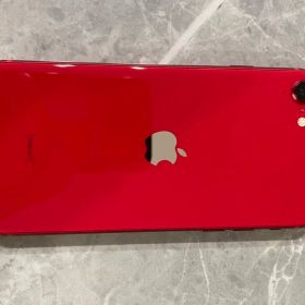 Apple iPhone SE (第2世代) 赤 SIMフリー 美品☆早い者勝ち