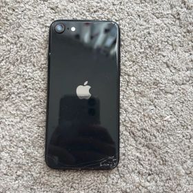 iPhone seブラック 画面ひび割れあり 本体