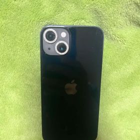 Apple iPhone 13 ブラック 本体 + ケース