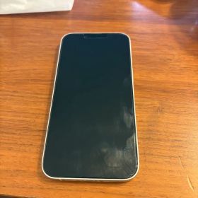 Apple iPhone 13 ホワイト 本体