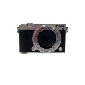 Nikon◆デジタル一眼カメラ Nikon 1 J5 ダブルズームレンズキット [シルバー]