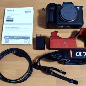 α7 IV ミラーレス一眼カメラ ボディ ＋ 本革カメラハーフケース