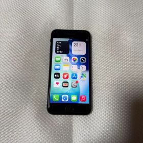 美品 SIMフリー iPhoneSE 第3世代 128GB バッテリー100%