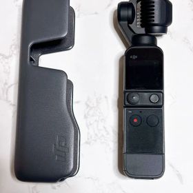 DJI Pocket 2 本体 + 三脚など付属品、箱あり