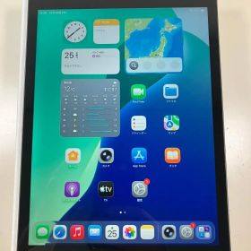 iPad 第8世代 128GB グレー Wi-Fiモデル カバーガラス付