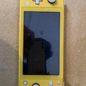 Nintendo Switch Lite イエロー