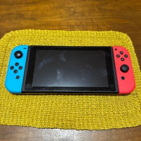 Nintendo Switch 本体 青/赤