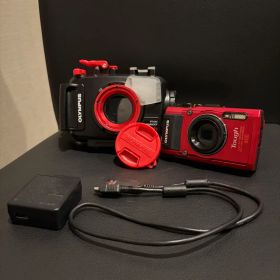 Olympus Tough TG-4 防水カメラ ハウジング付き