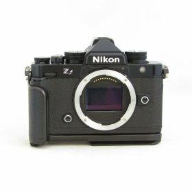 【中古】 (ニコン) Nikon ZF ボデイ ブラツク【中古カメラ デジタル一眼】 ランク：B
