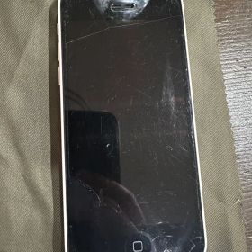 Apple iPhone 5c ホワイト 本体