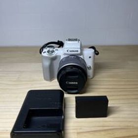 Canon ミラーレス一眼カメラ EOS Kiss M 標準ズームキット ホワイト EOSKISSMWH-1545ISSTMLK