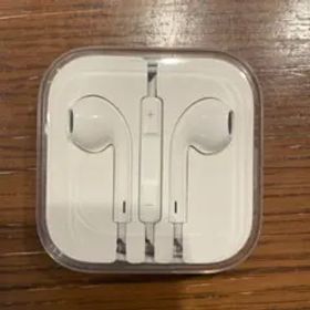 Apple EarPods ホワイト ケース付き