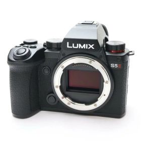 【中古】 《美品》 Panasonic LUMIX S5II ボディ DC-S5M2 ブラック 【ジョイスティック操作基盤部品交換/各部点検済】 [ デジタルカメラ ]
