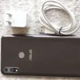 ASUS ZenFoneMAX Pro m2充電器付き