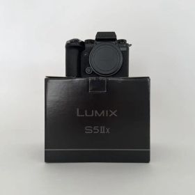 Panasonic LUMIX S5IIX ボディ (DC-S5M2X)