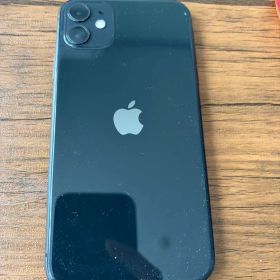 Apple iPhone 11 ブラック 本体