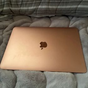 Z*e様 【美品】Apple MacBook Air 2018 ローズゴールド1