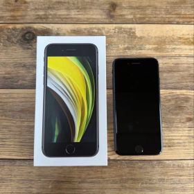 Apple iPhone SE (第2世代) 64GB