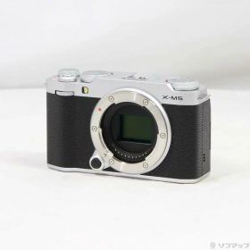 【中古】FUJIFILM(フジフイルム) FUJIFILM X-M5 ボディ シルバー 【262-ud】