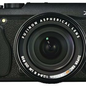 【中古】FUJIFILM フジフイルム X-E2 レンズキット ブラック