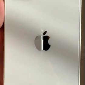 Apple iPhone 13 スターライト 128GB（箱なし）