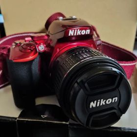 Nikon D5500 デジタル一眼レフカメラ